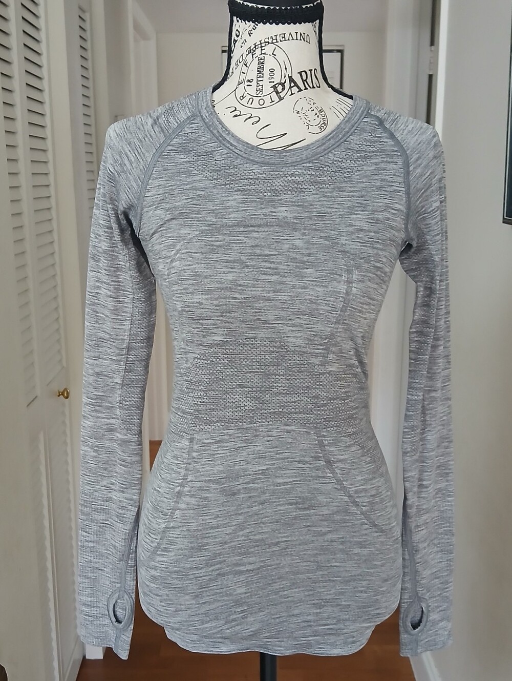 Lululemon Swiftly Tech Long Sleeve Crew